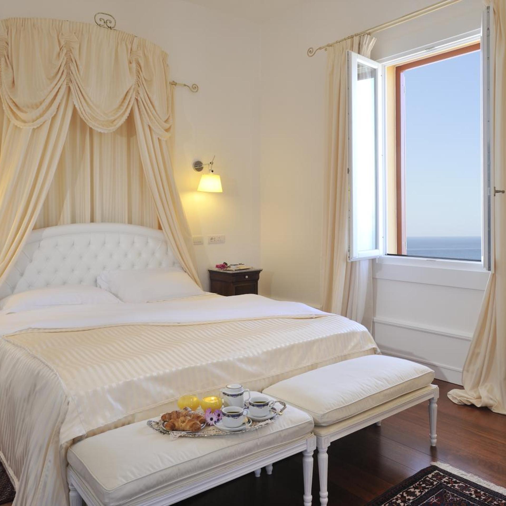 Superior, Suite, Hot Tub, Terrace
