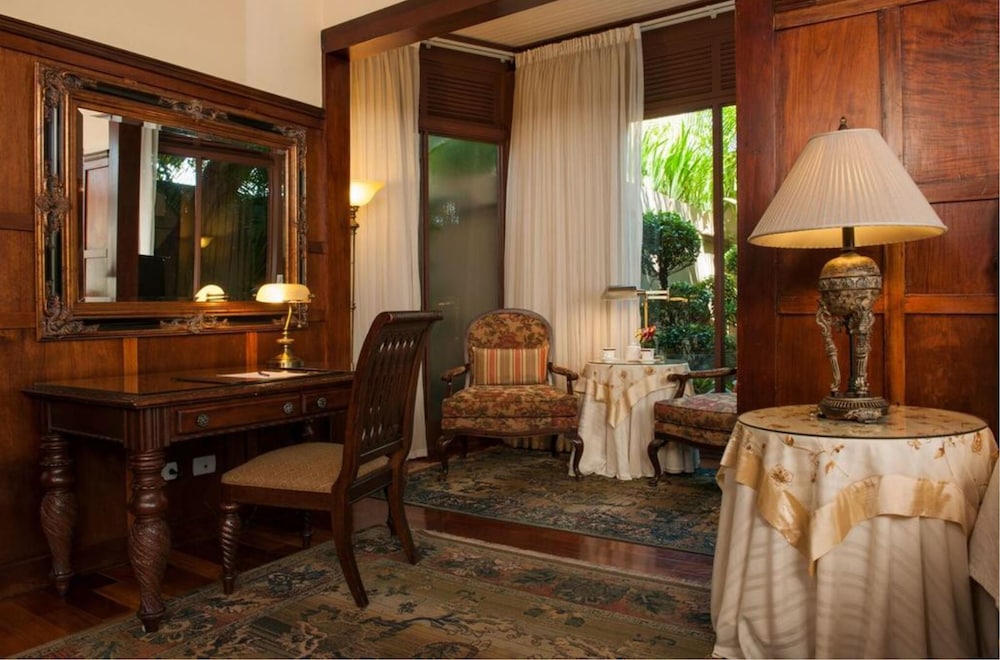 Hotel Grano de Oro 60/77