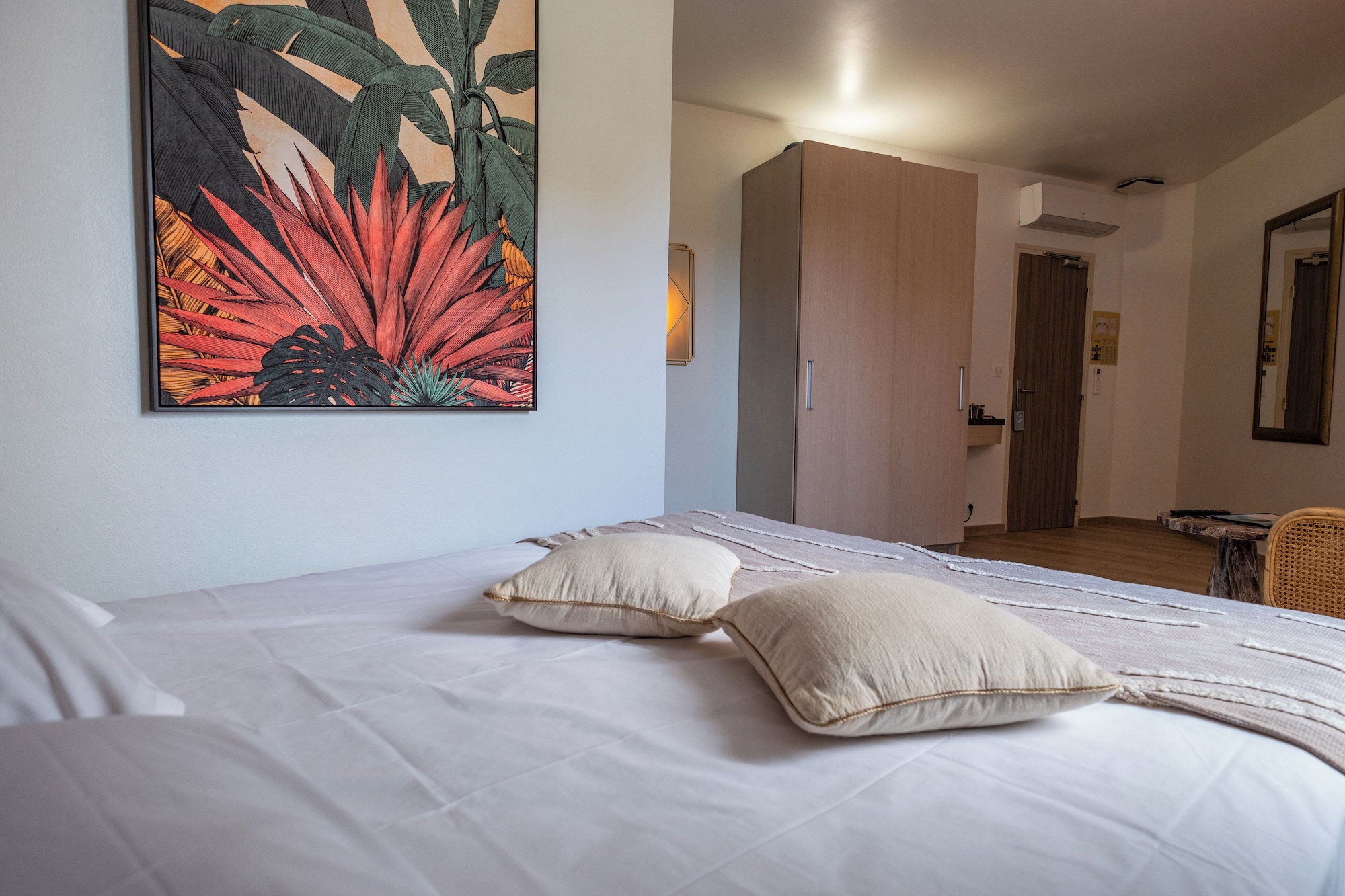 غرفة سوبيريور بسرير كوين، Hôtel Les Mouettes 3/6