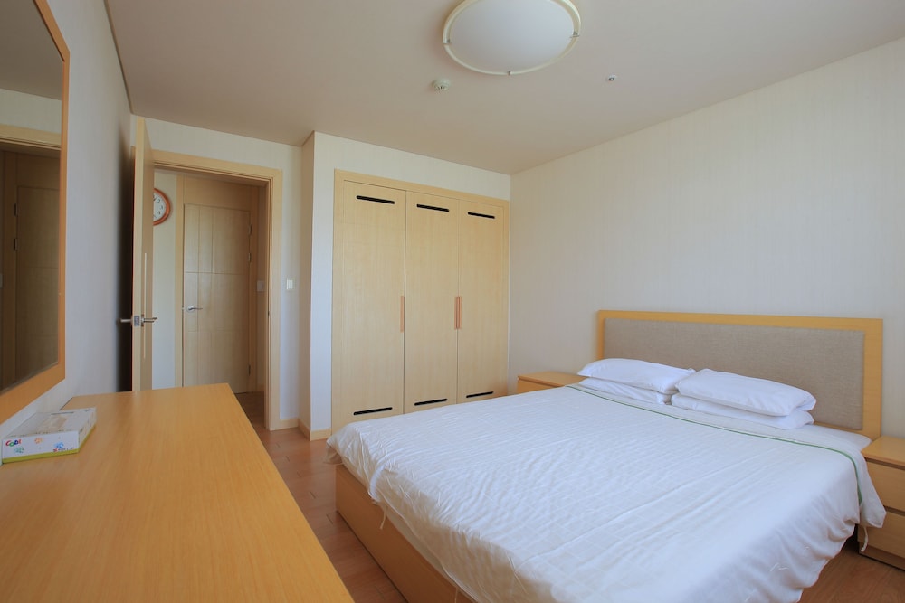 Condominium, Greenpia, Double and Twin Beds, 2 Futon Beds, Mountain View