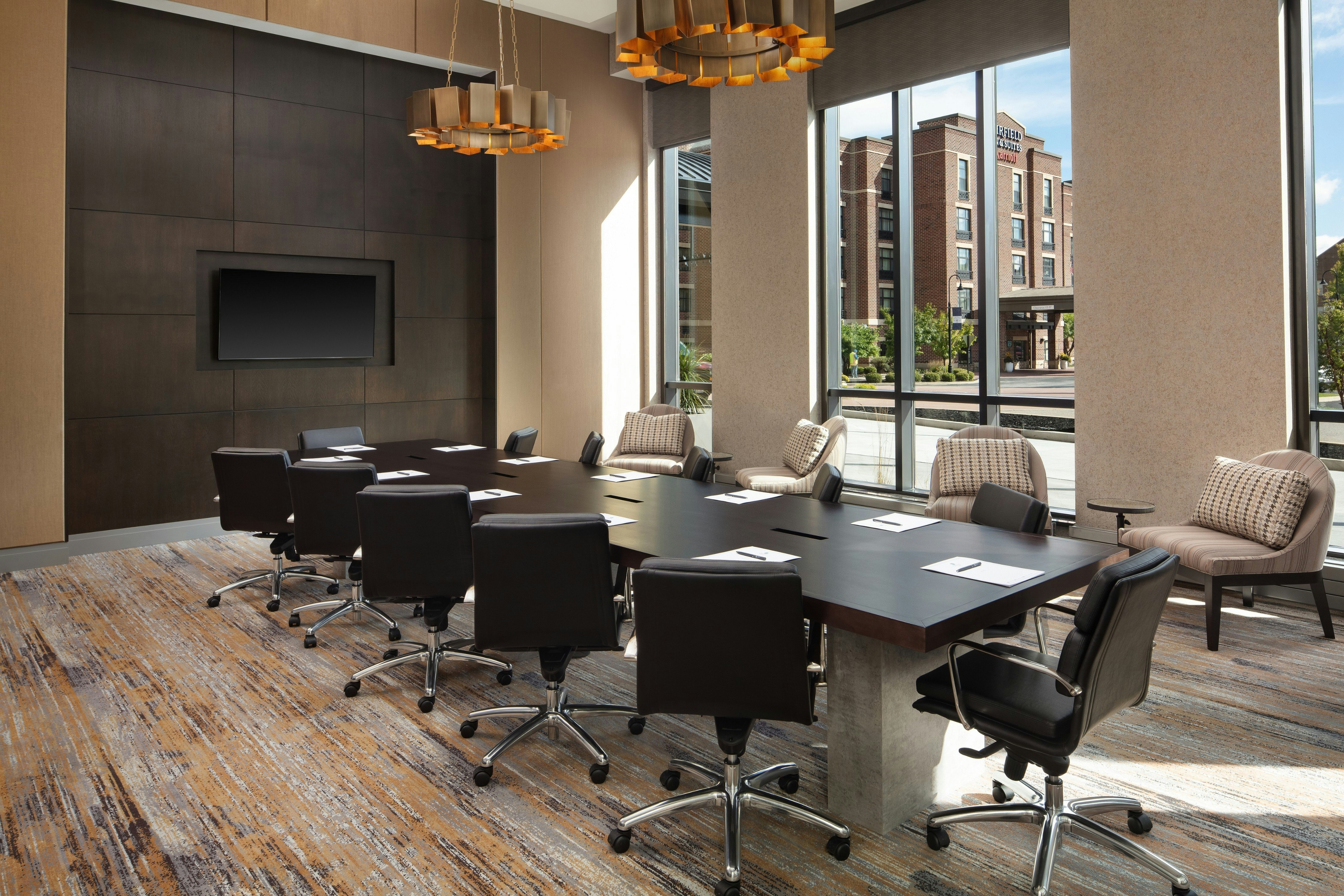 Embassy Suites by Hilton South Bend at Notre Dame 53/63
