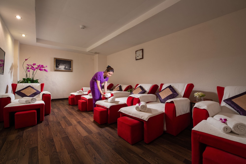Hotel Nesta Hanoi 35/50