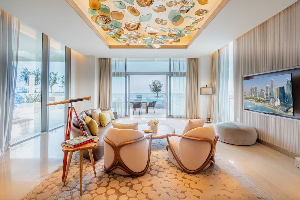 FIVE LUXE JBR 56/77