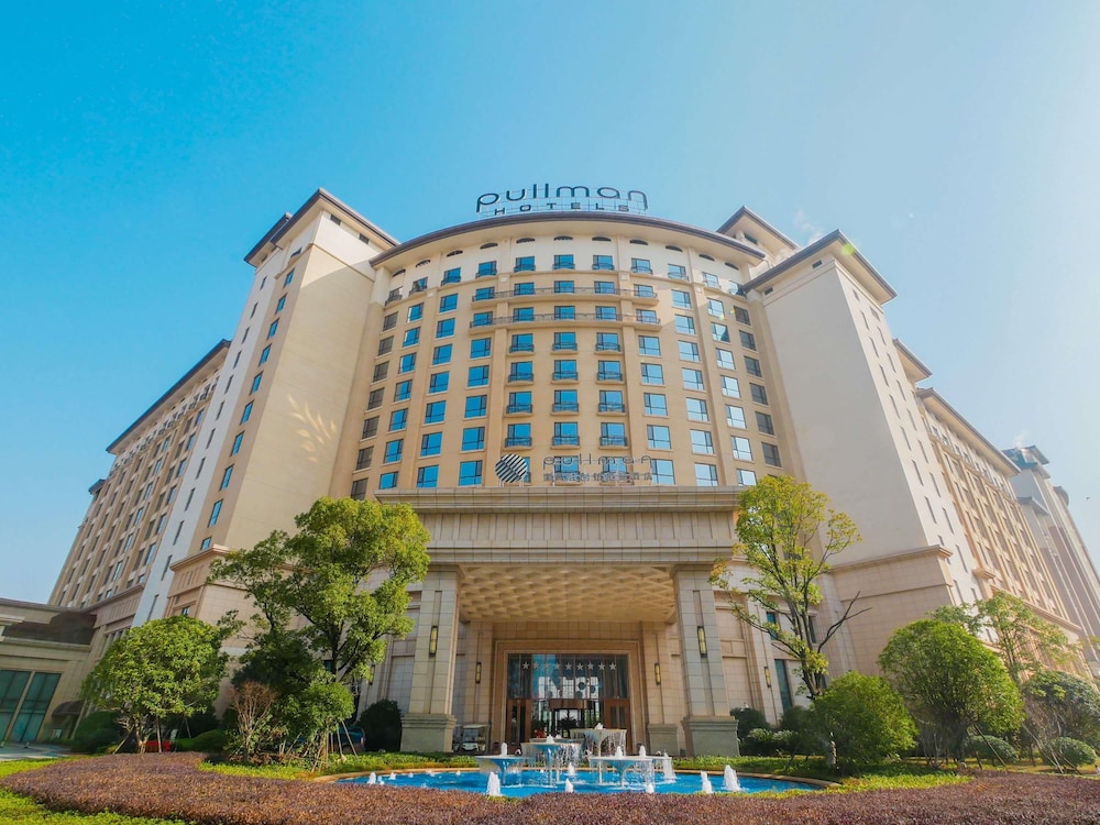 Pullman Nanchang Wanda 5/73