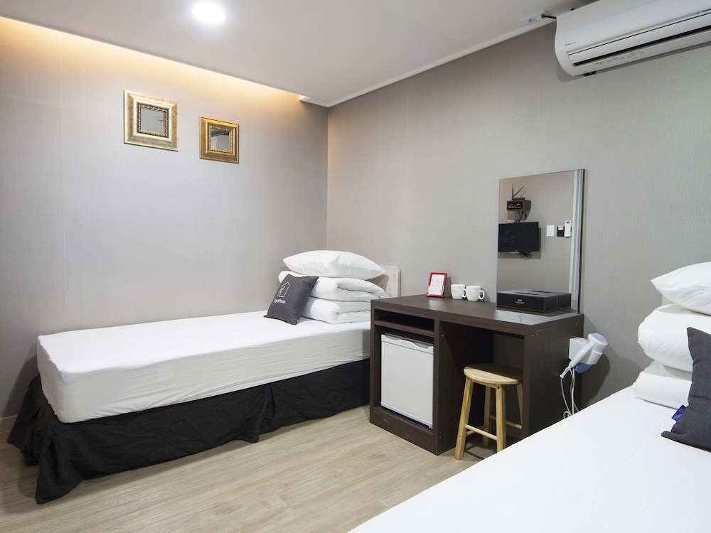 STANDARD, TWIN BEDS