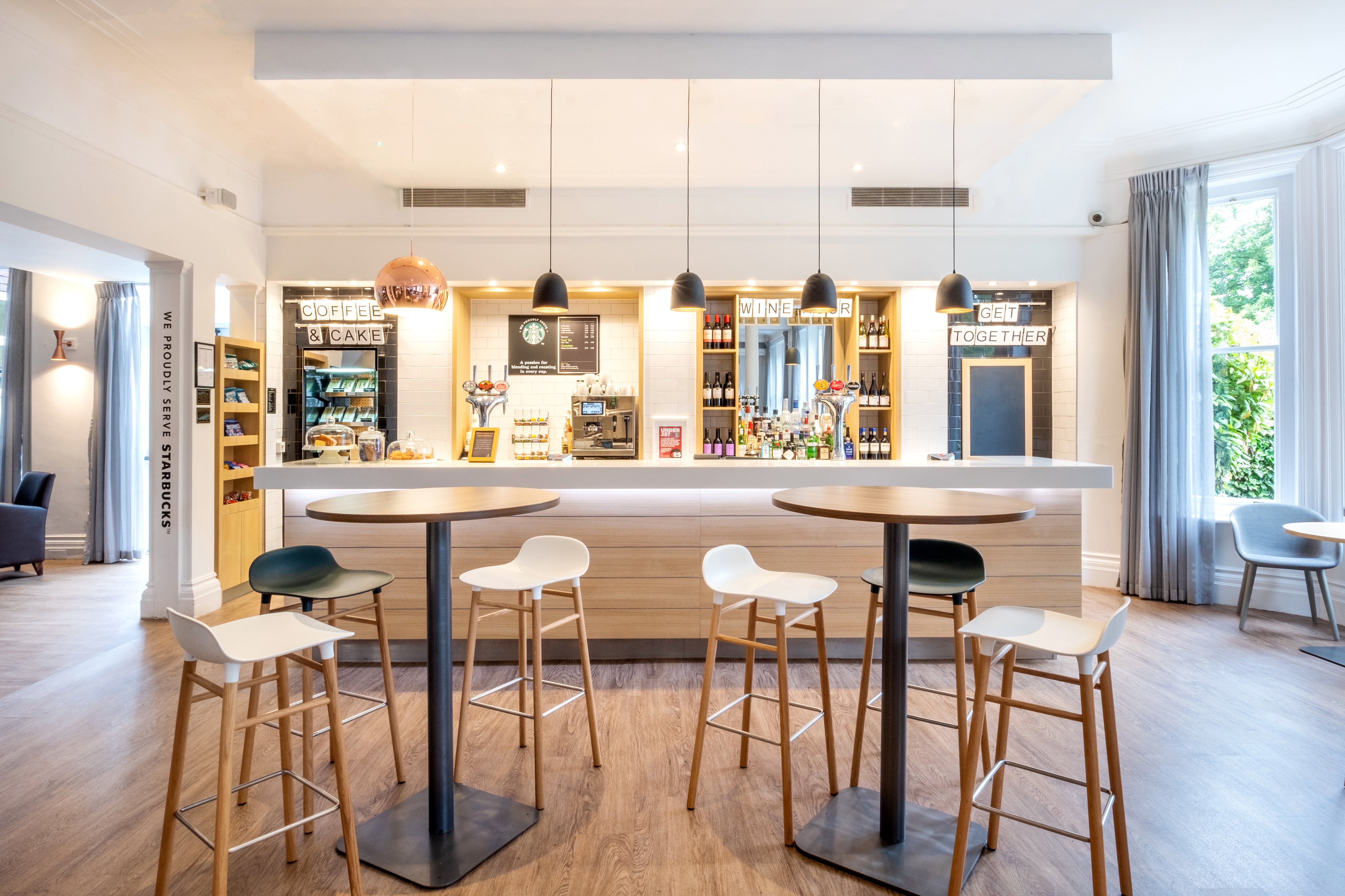 Holiday Inn Farnborough by IHG 52/74