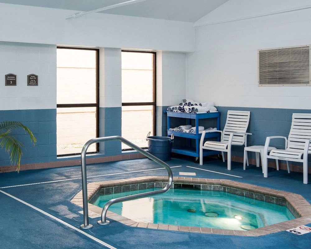 Comfort Inn & Suites Lavale - Cumberland 33/45
