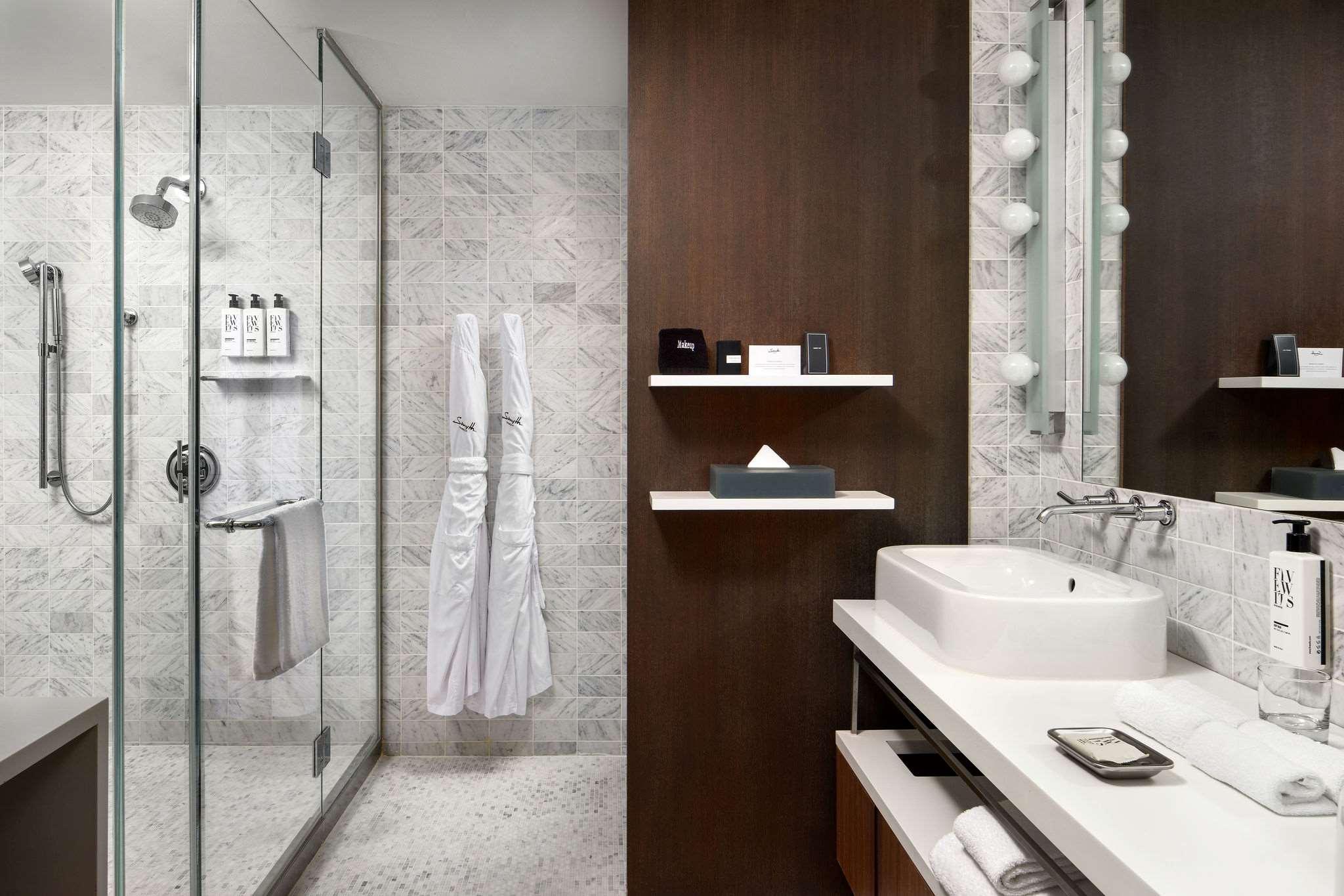 Suite, Double Bed, Smyth Tribeca 2/3