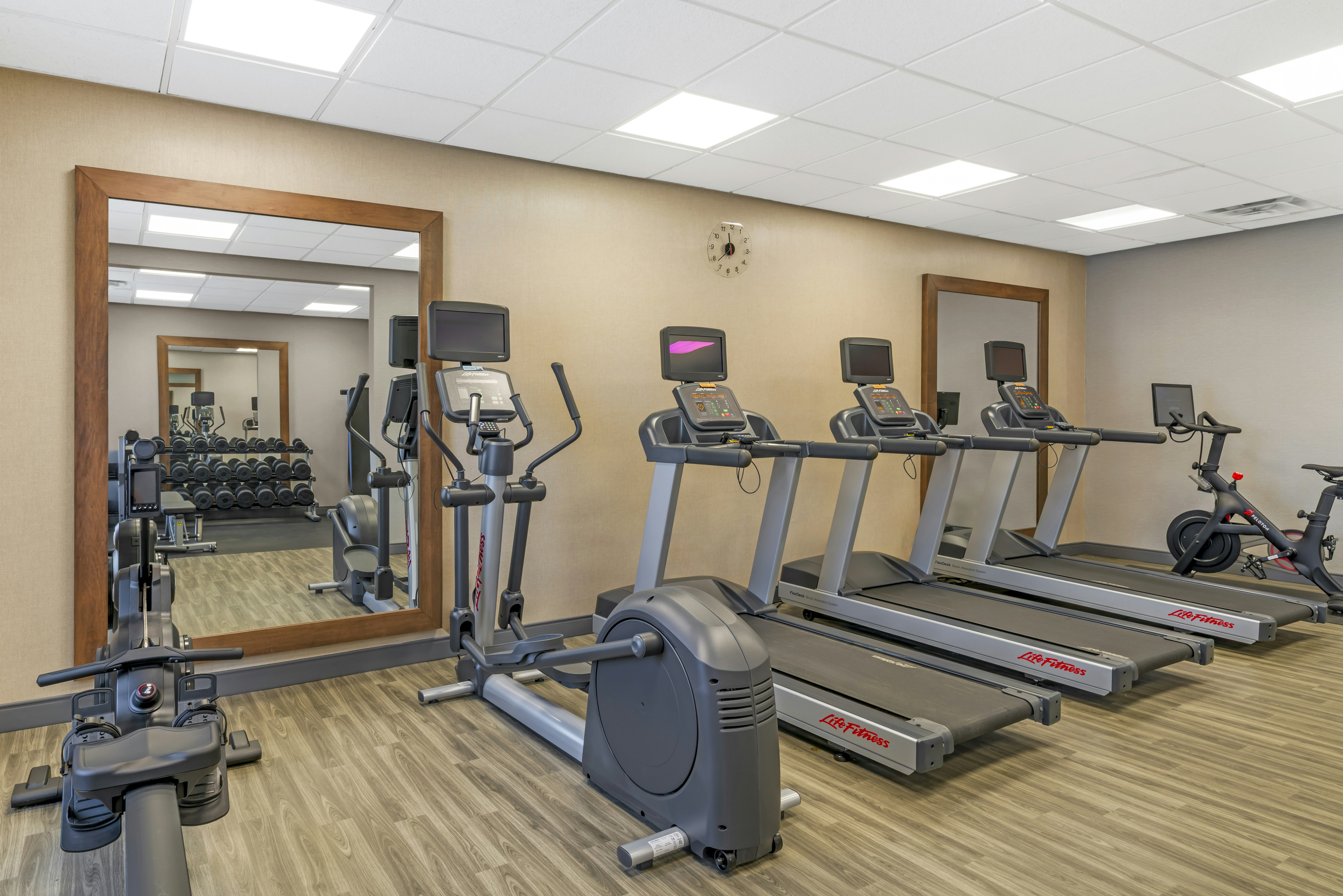 Hampton Inn Junction City Kansas 27/39