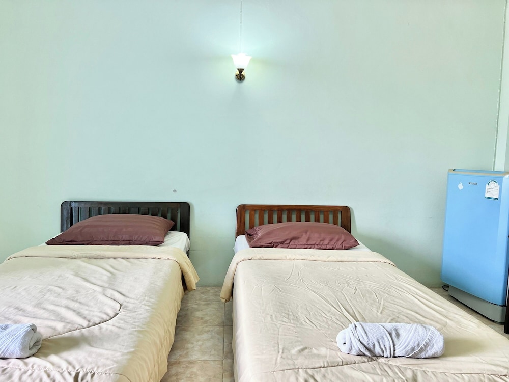 STANDARD, TWIN BEDS