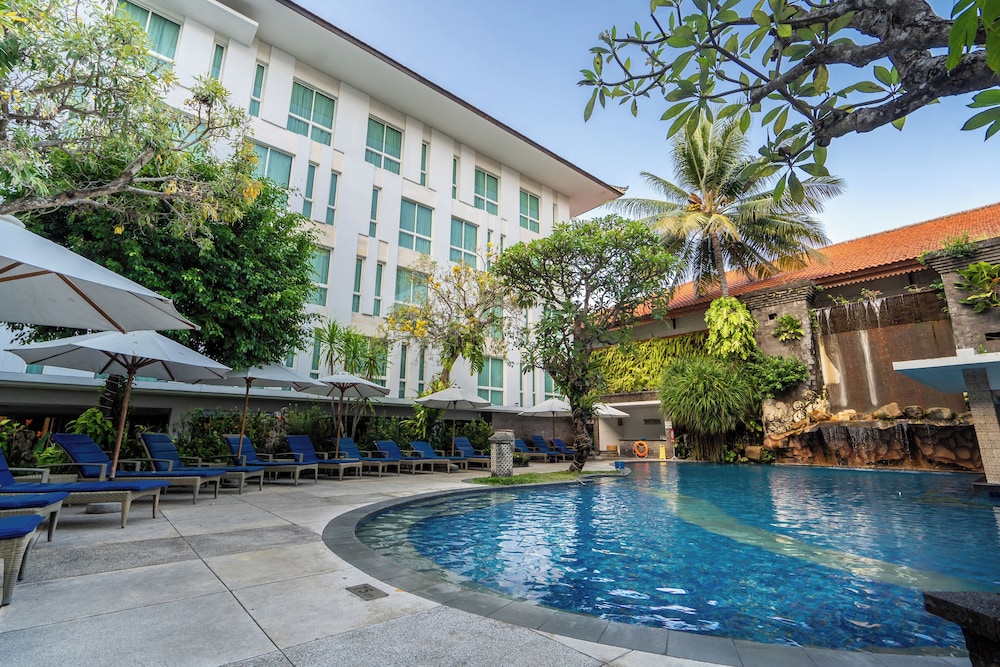 BINTANG KUTA HOTEL 7/61