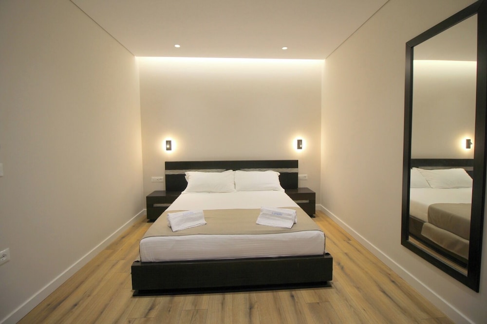 Hotel Strora 8/50