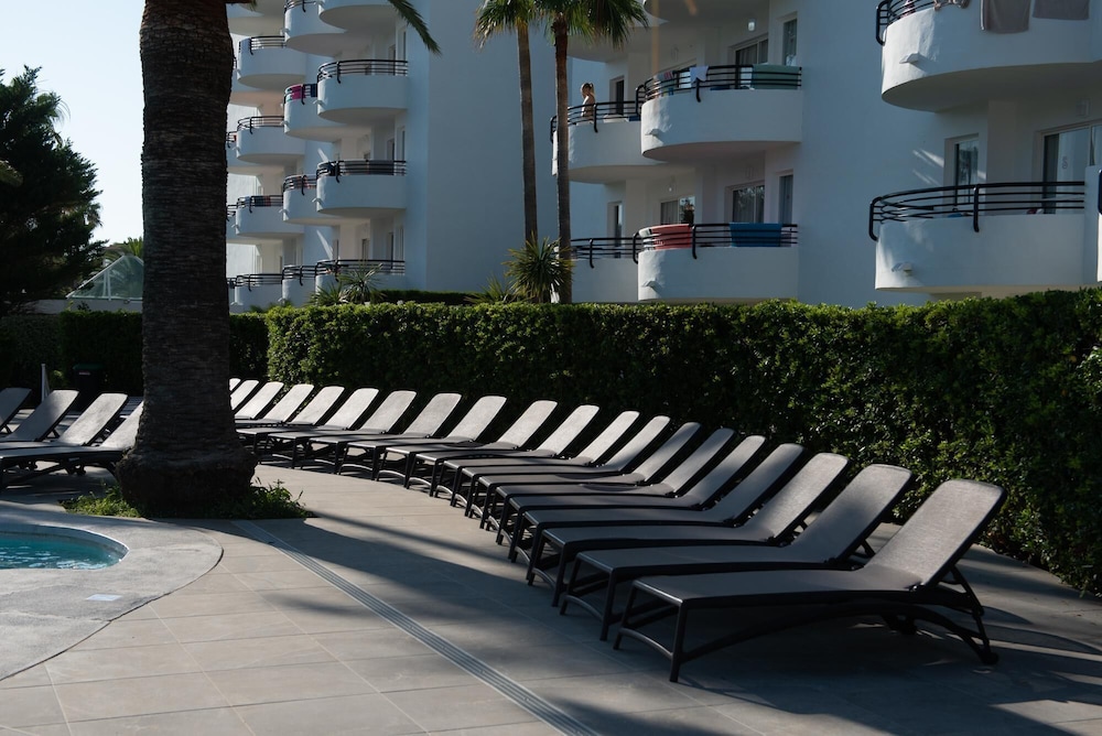 Aparthotel Alcudia Beach 42/50