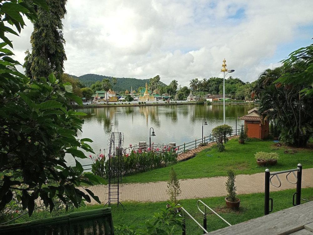 The Like View Guesthouse 27/38