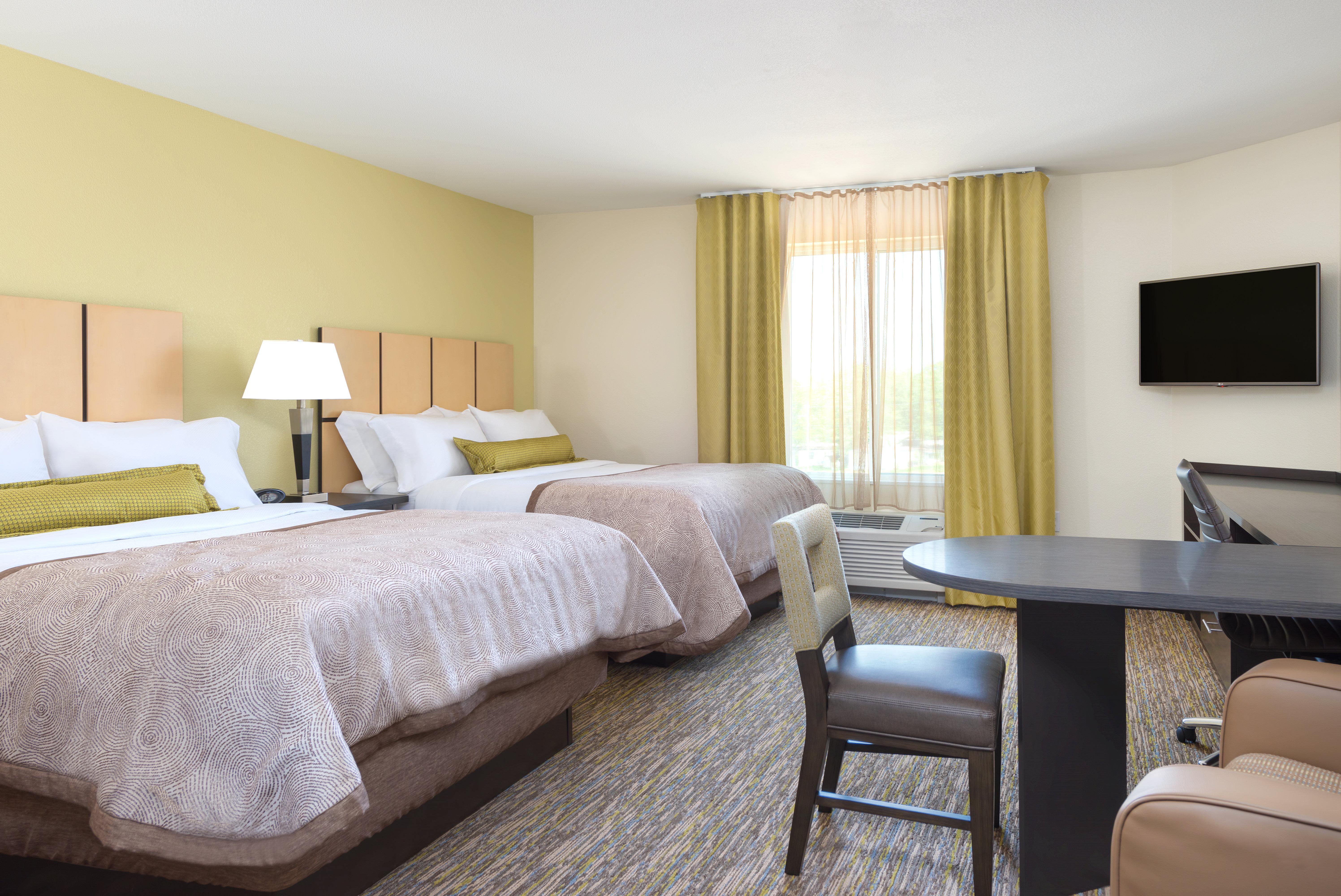 استوديو بسريرين كوين، Candlewood Suites Columbia East 2/2