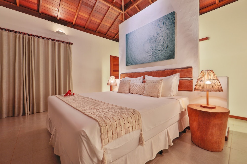 Master, Bungalow, King Bed