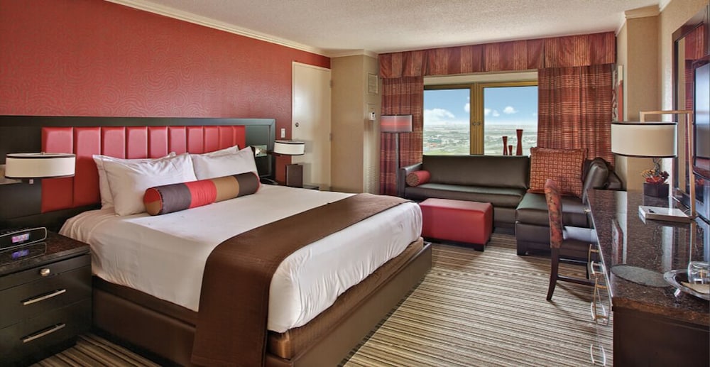 LUXURY, KING BED, BAY VIEW
