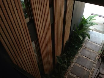 5Ive Beach House Hotel 28/43