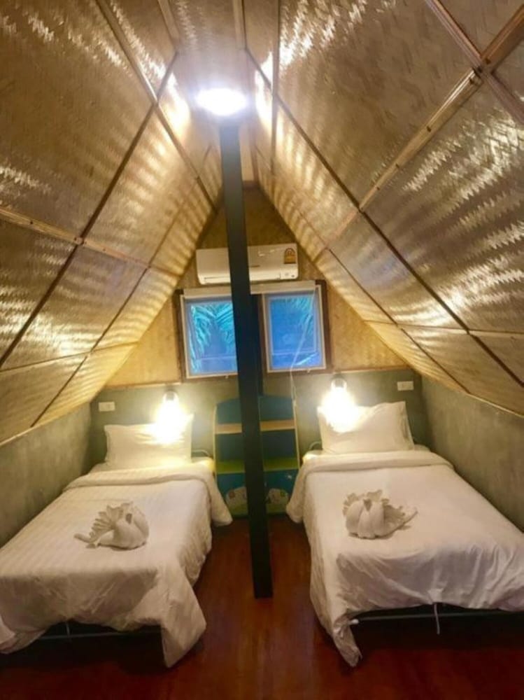 Boutique Village Hotel SHA Plus 36/71
