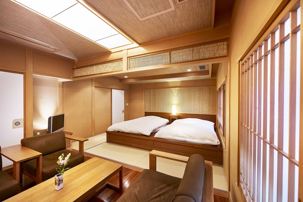 Toshimaya 42/67