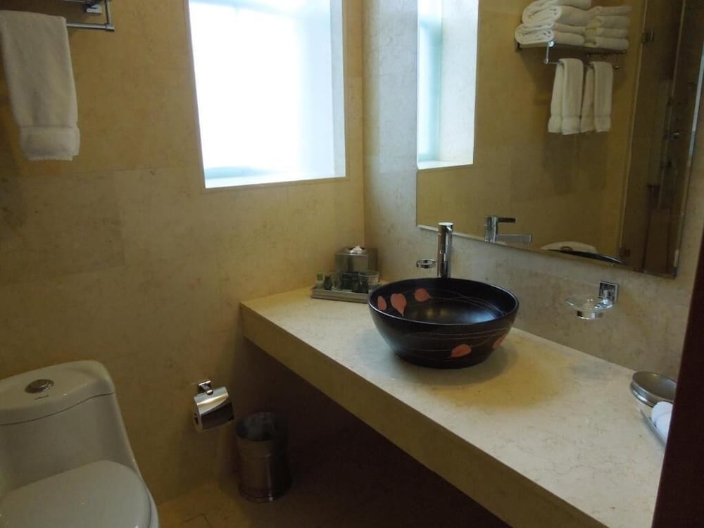 The Eldon Luxury Suites 32/51