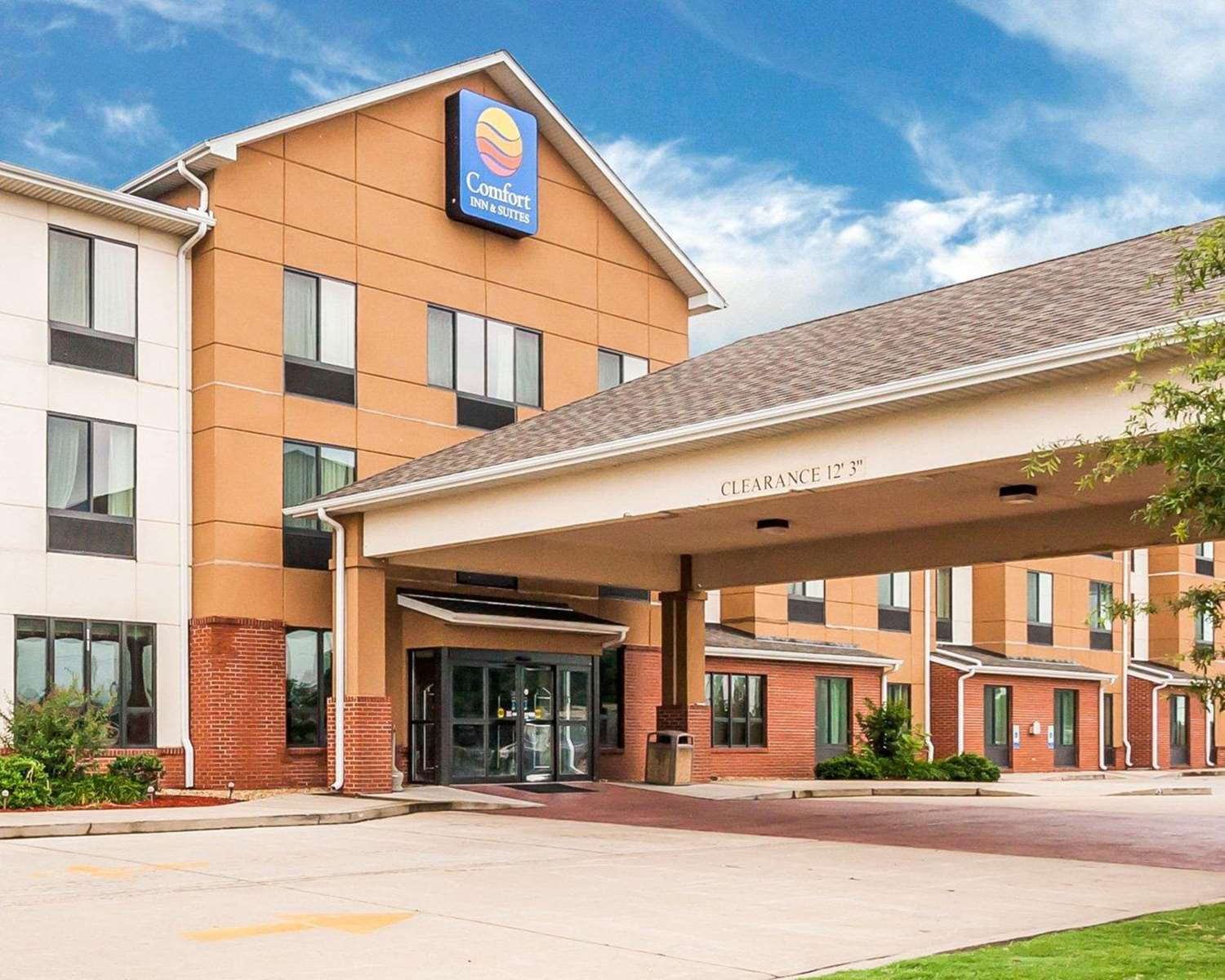 Comfort Inn and Suites Sikeston I-55 2/47