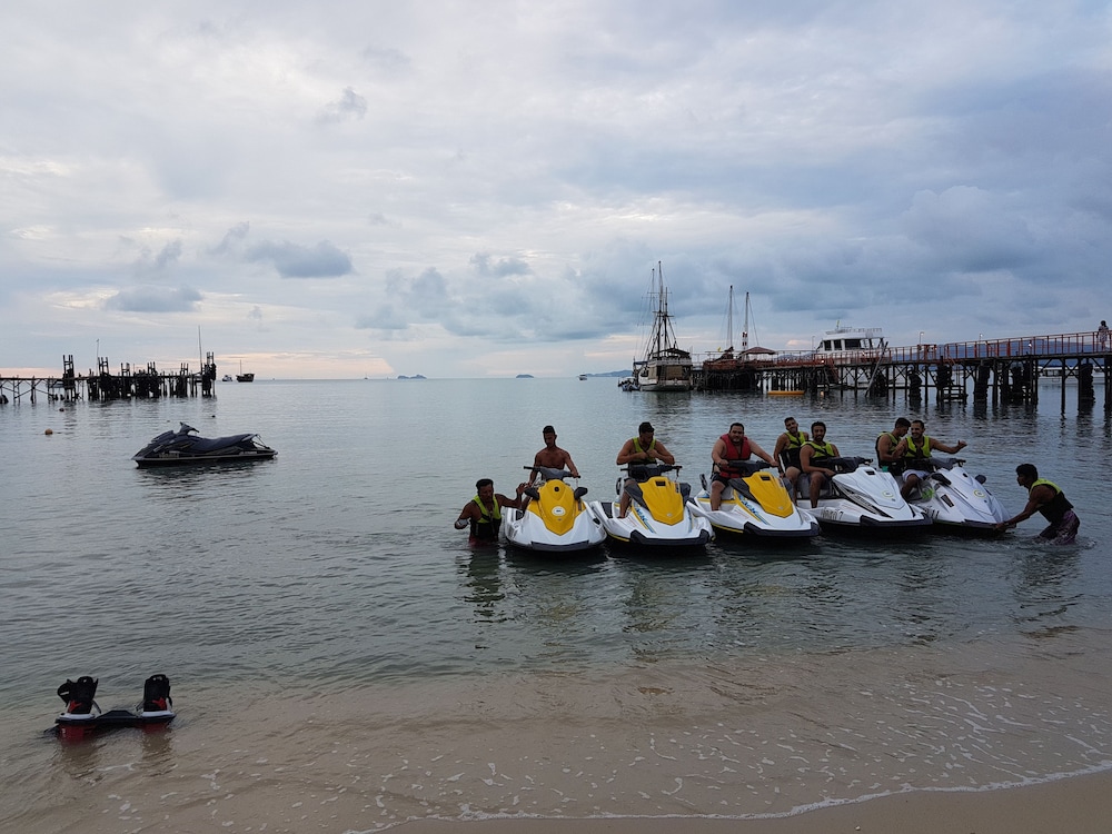 Samui Pier Beach Front Resort 75/80