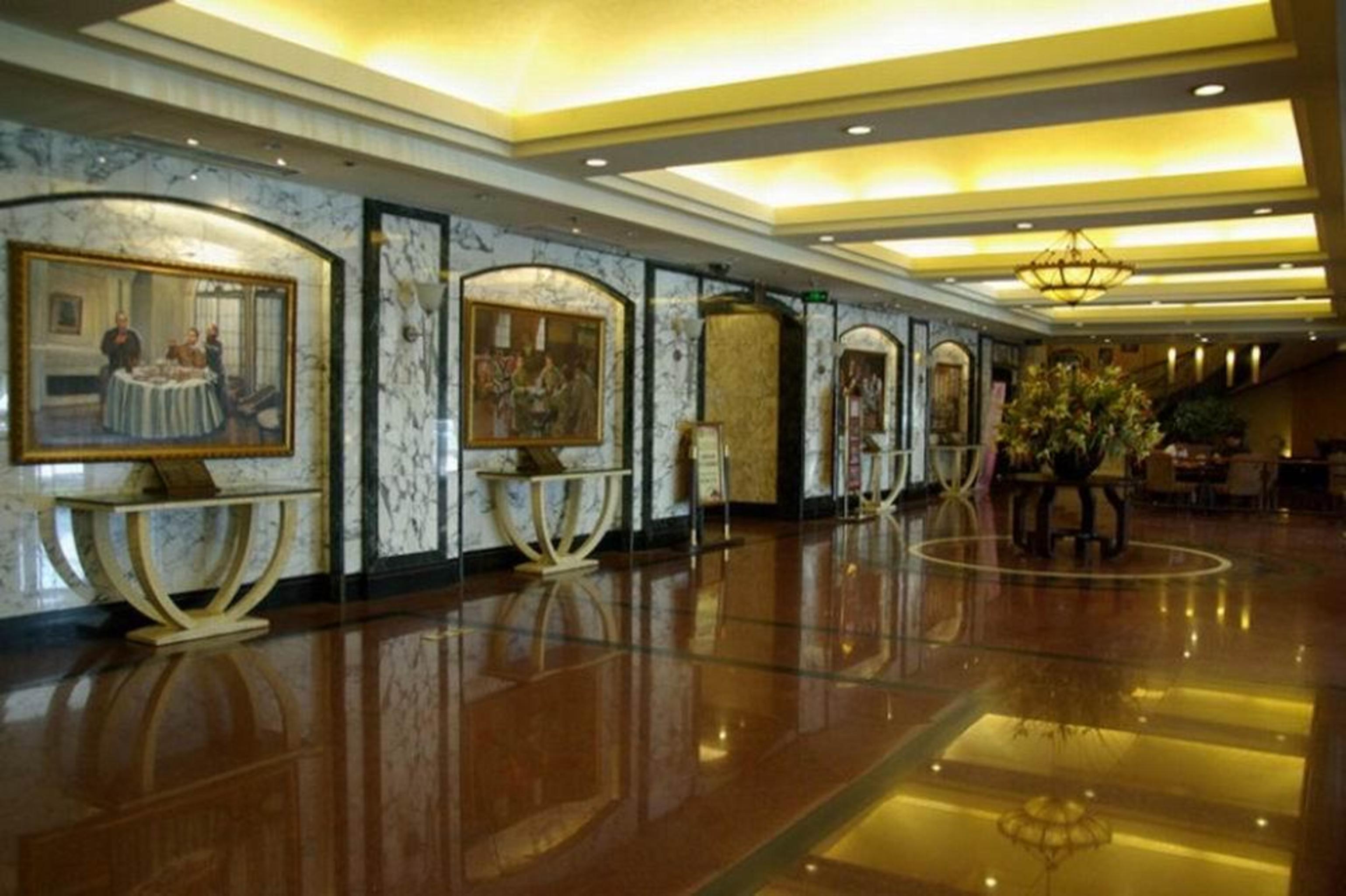 Beijing Dongfang Hotel 25/33