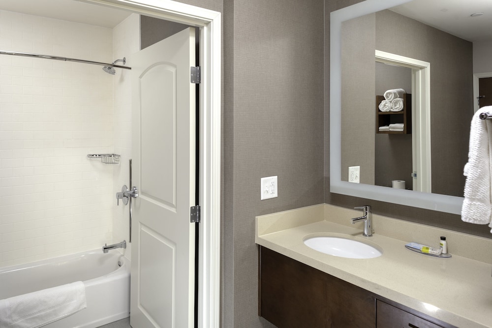 Staybridge Suites Phoenix East Gilbert 12/67