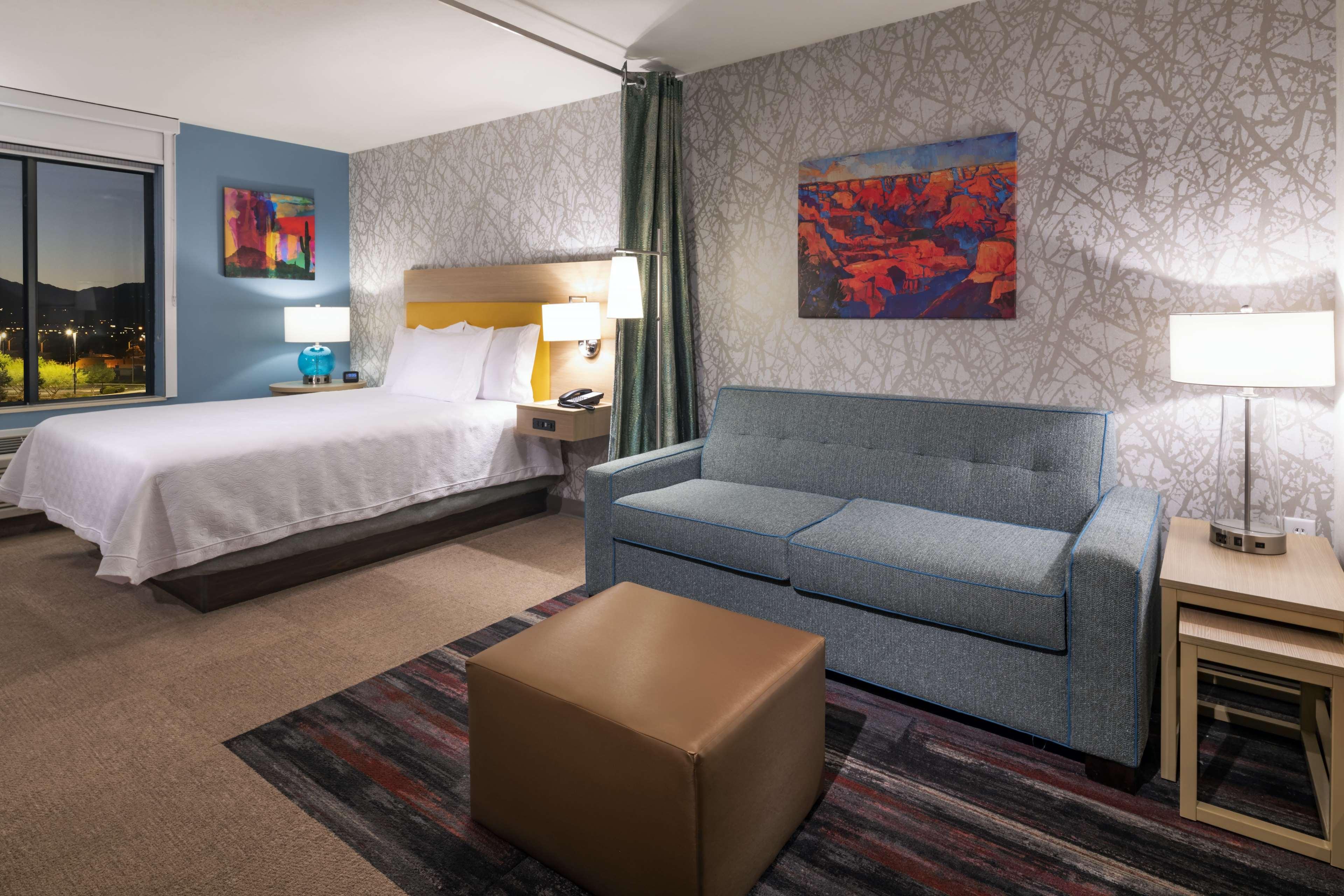 STUDIO, QUEEN BED, MOUNTAIN VIEW, ACCESSIBLE