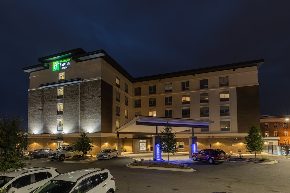Holiday Inn Express & Suites Columbia Downtown – The Vista 5/60