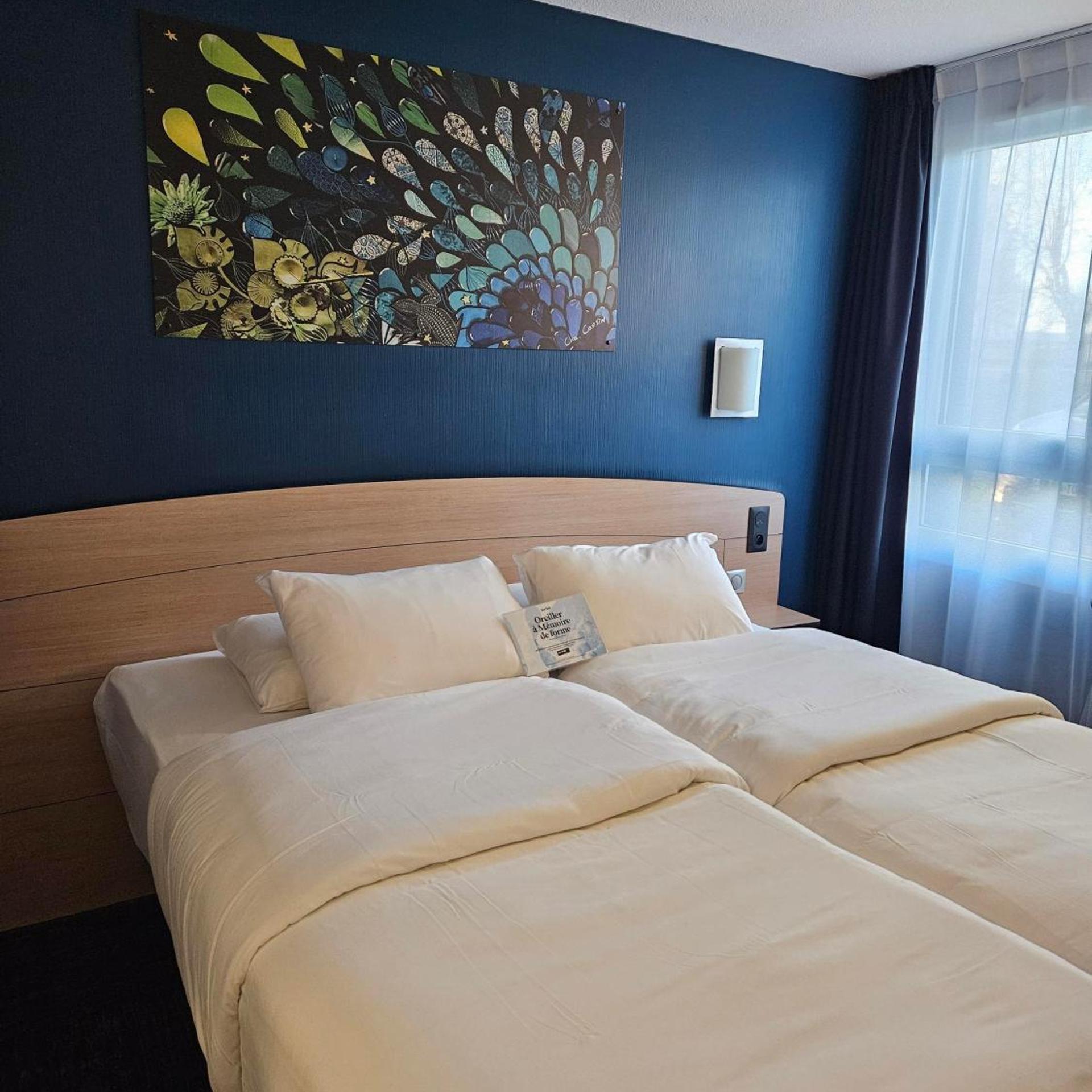 Room, Twin Beds