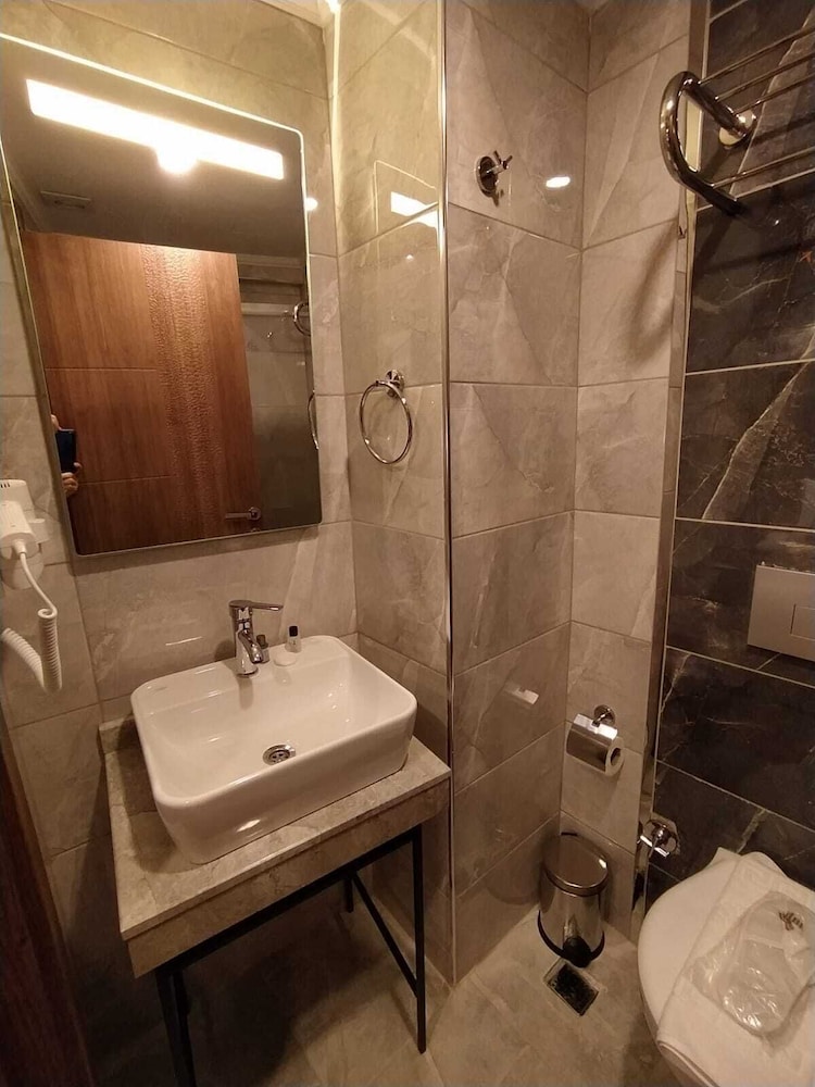 Nupera Hotel 47/51
