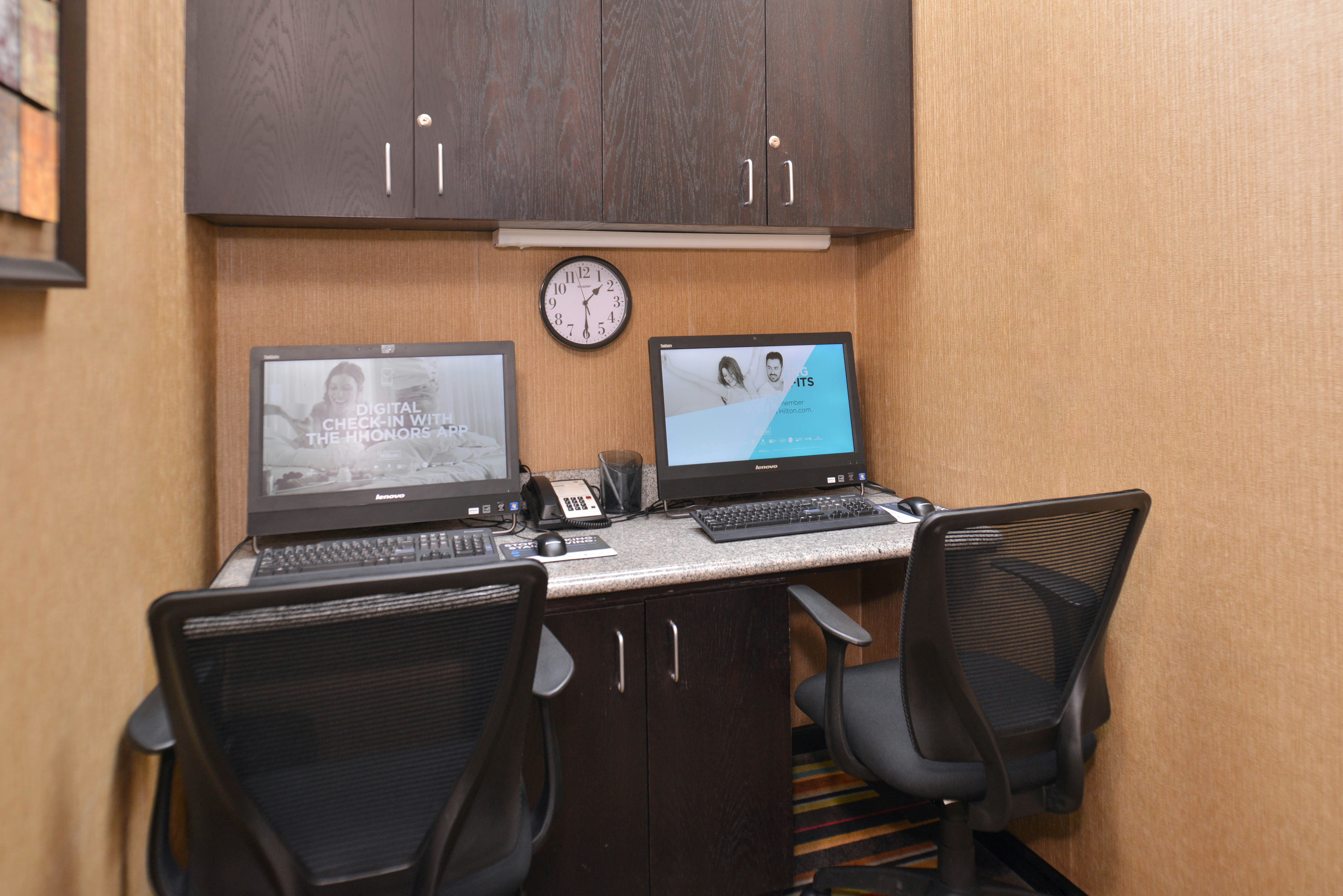 Hampton Inn Van Horn 44/48