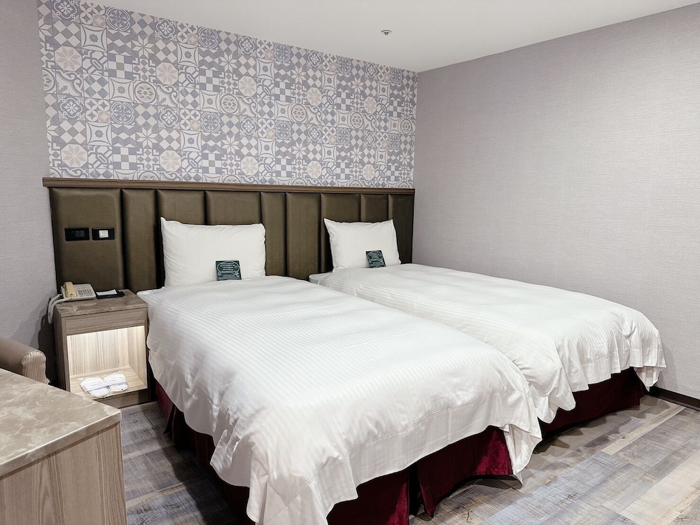 Toong Mao Evergreen Hotel 17/40