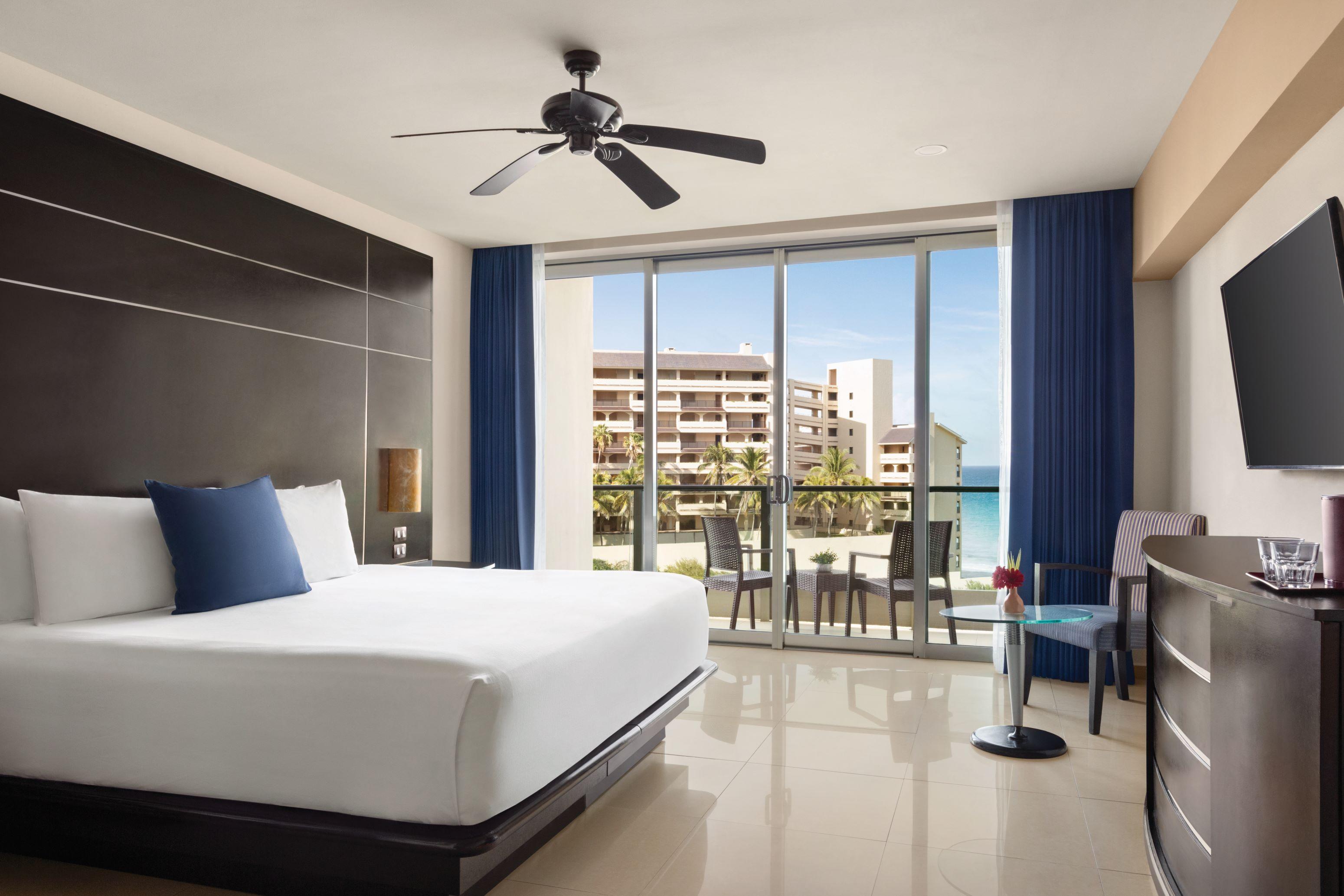 Family Suite, Standard, Partial Sea View