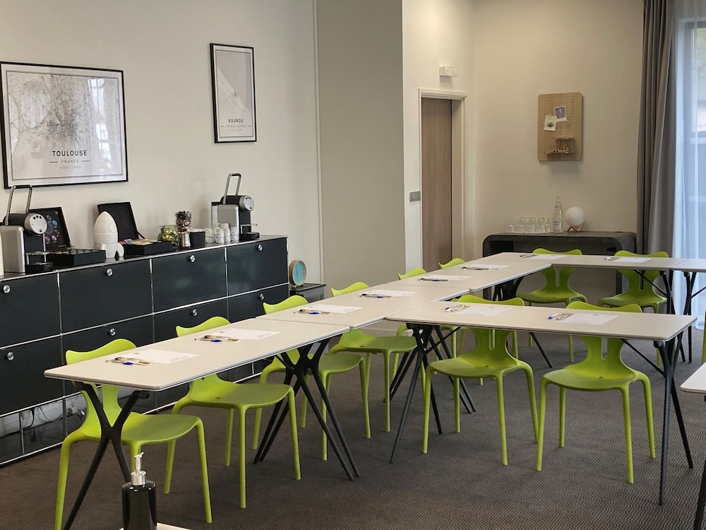ibis Styles Toulouse Cite Espace 68/76