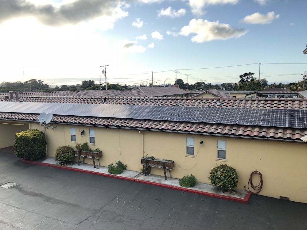 El Castell Motel 4/65