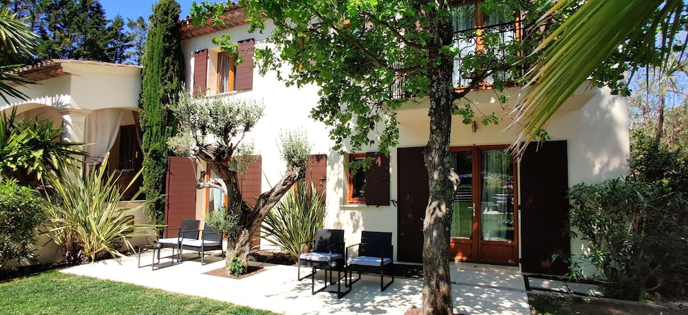 Maison Prestige Roberto Geissini 40/50