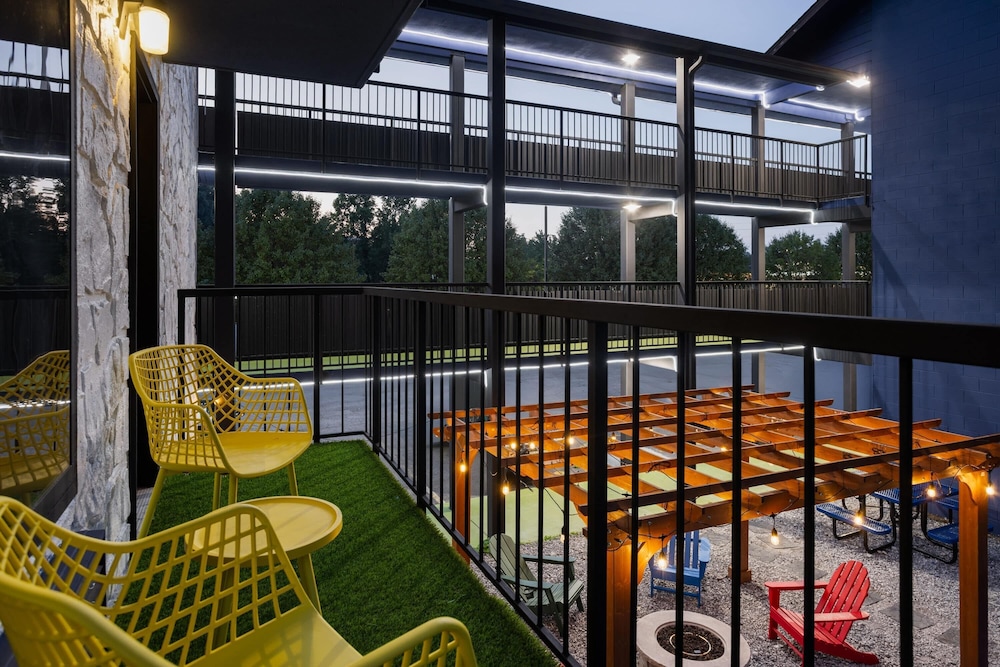 Days Inn by Wyndham Pigeon Forge Parkway 4/48