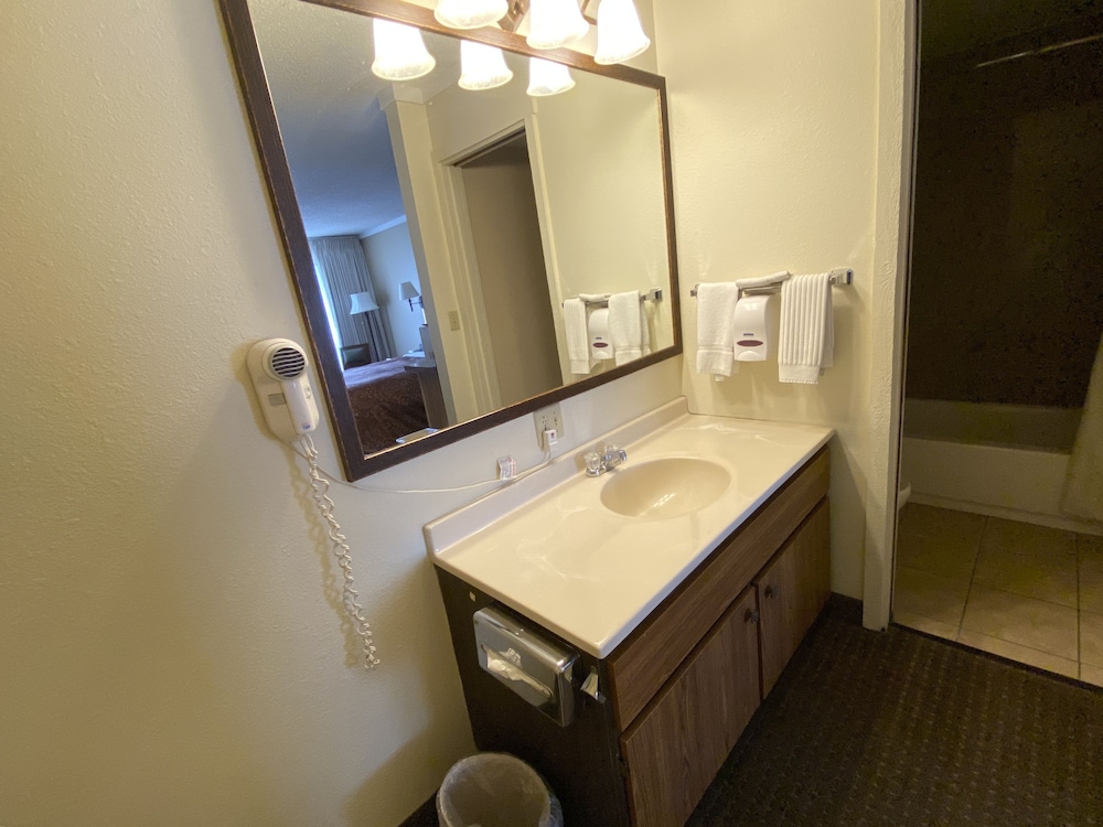 Snowshoe Motel 34/72