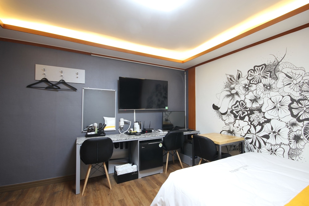 Bsb Hotel 33/40