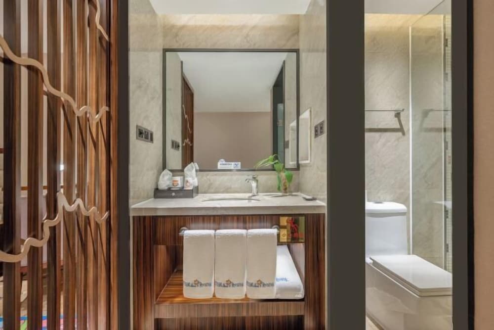 Days Hotel by Wyndham Guilin 36/42