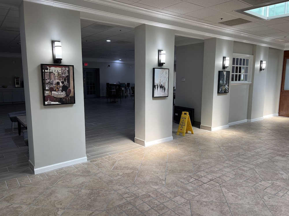 Quality Inn & Suites New Hartford - Utica 38/43