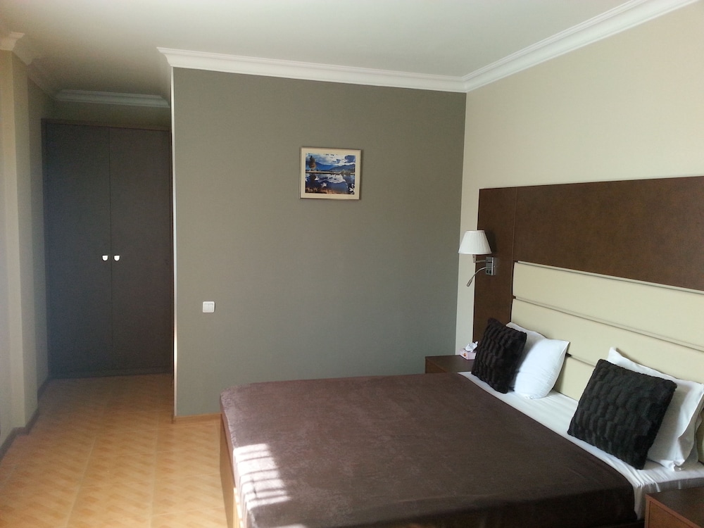 Primer Hotel 27/49