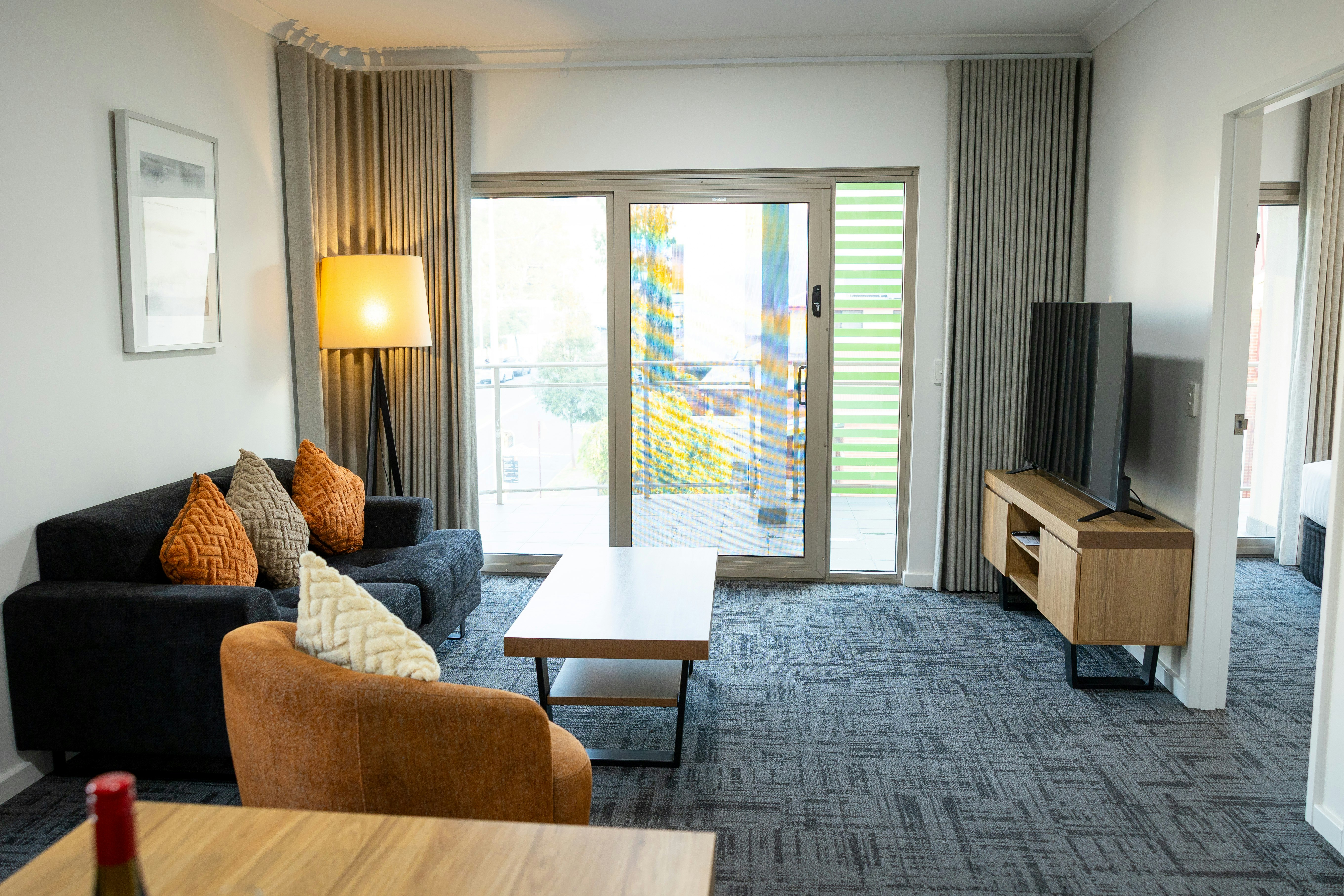 Baileys Serviced Apartments 58/76