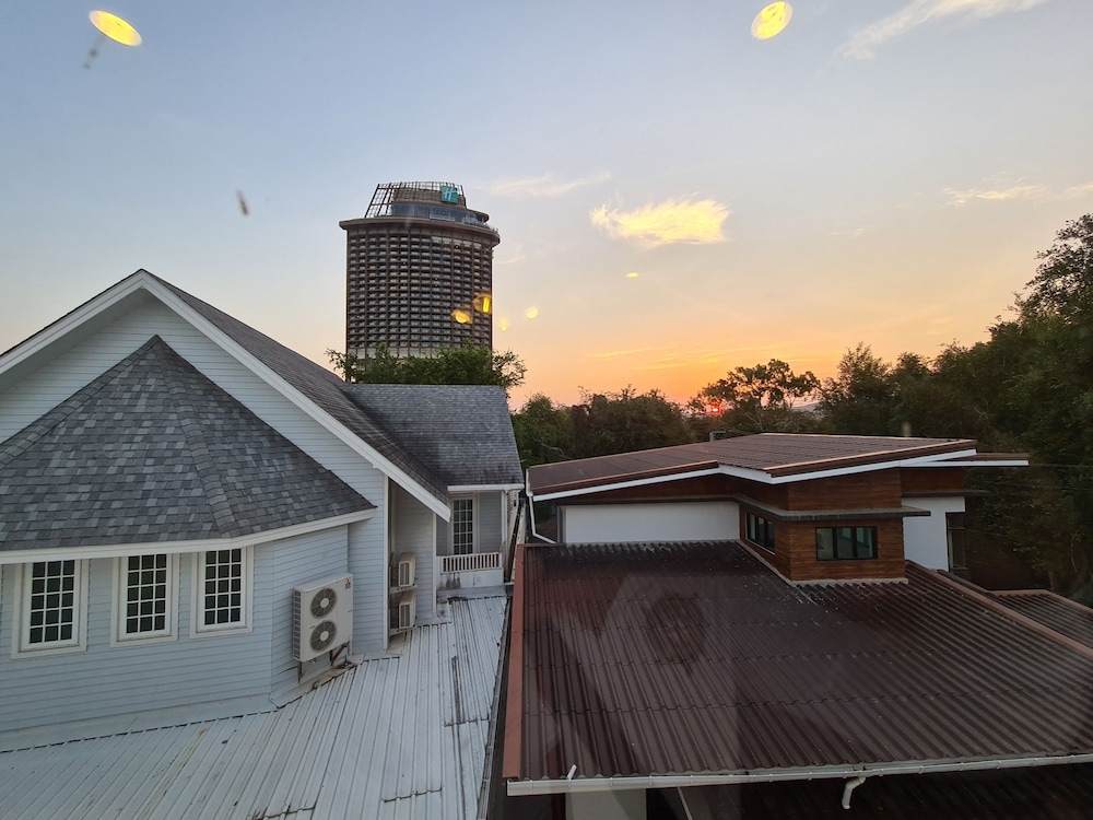 Baan Vanilla Summer Hua Hin 5/69