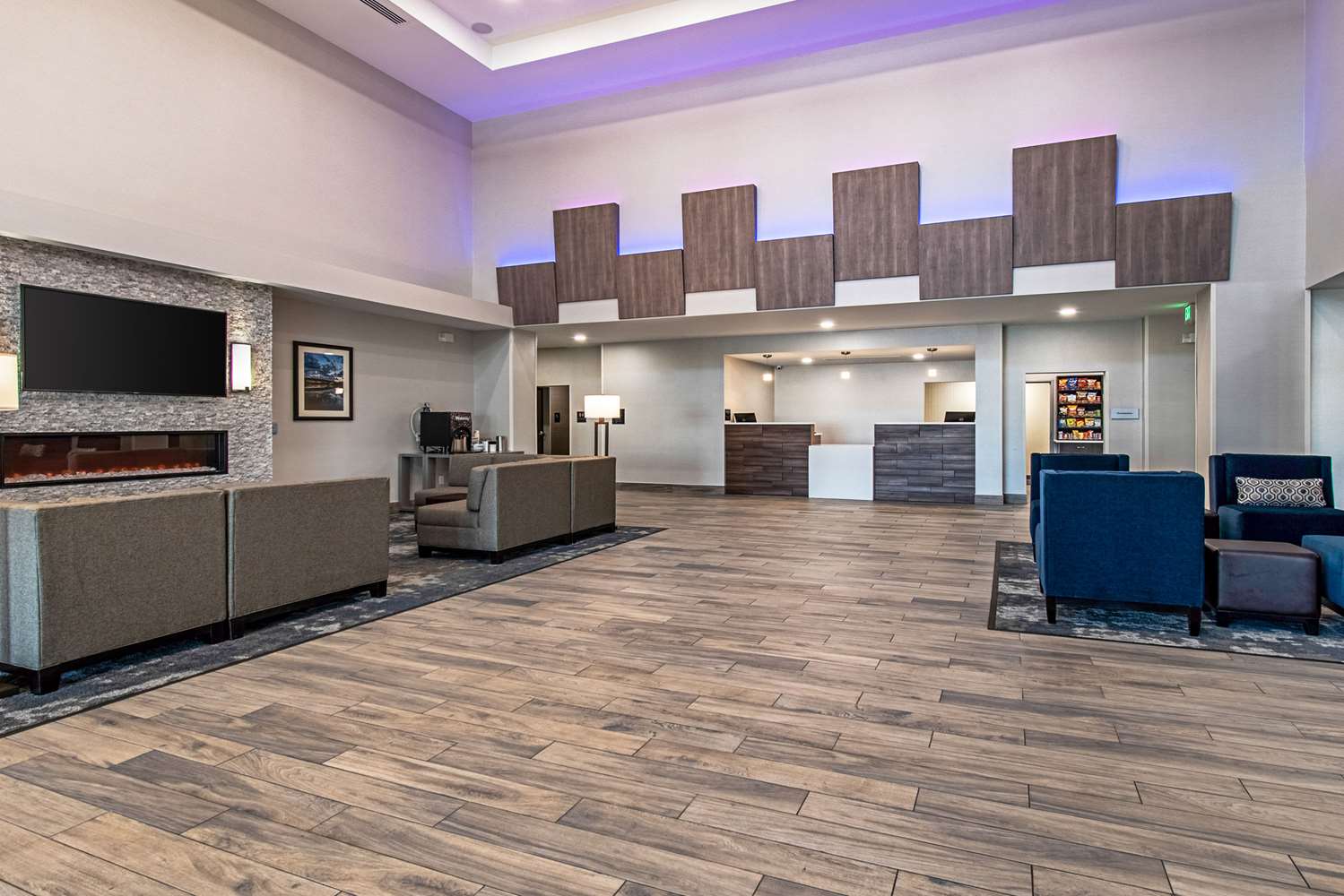 Comfort Suites Grove City Columbus South 33/36