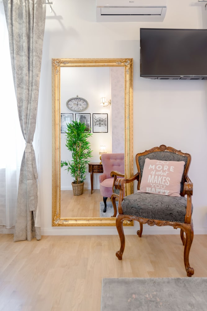 Le Monde Luxury Accommodation 47/63