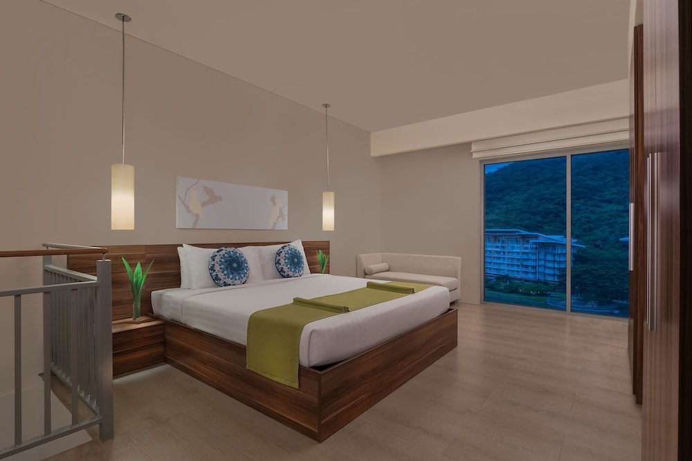 Pico Sands Hotel 6/38